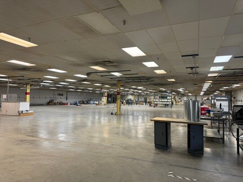 39 Myers Way, Willsboro, NY à louer - Photo intérieure - Image 2 de 8