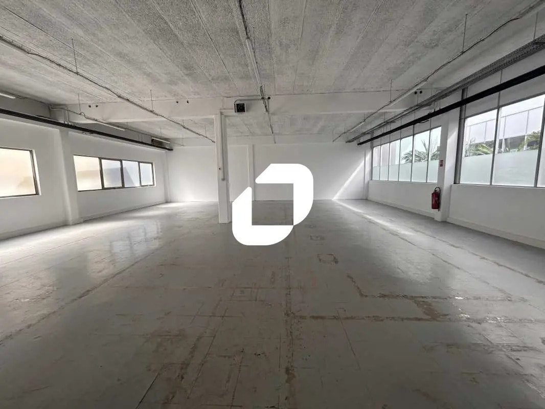 Office in Bezons for lease Interior Photo- Image 1 of 19