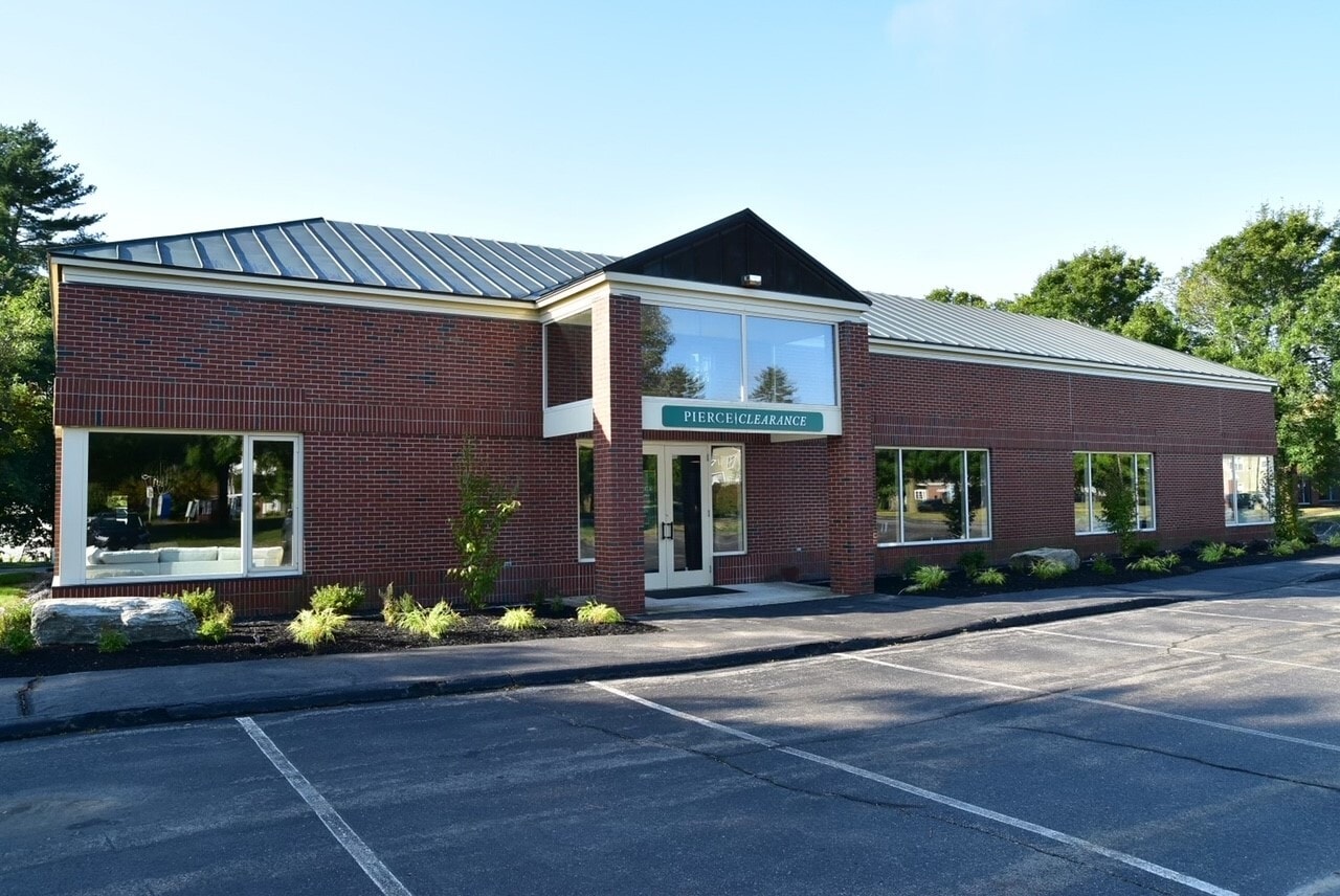 400 Roundwood Dr, Scarborough, ME for lease Building Photo- Image 1 of 10