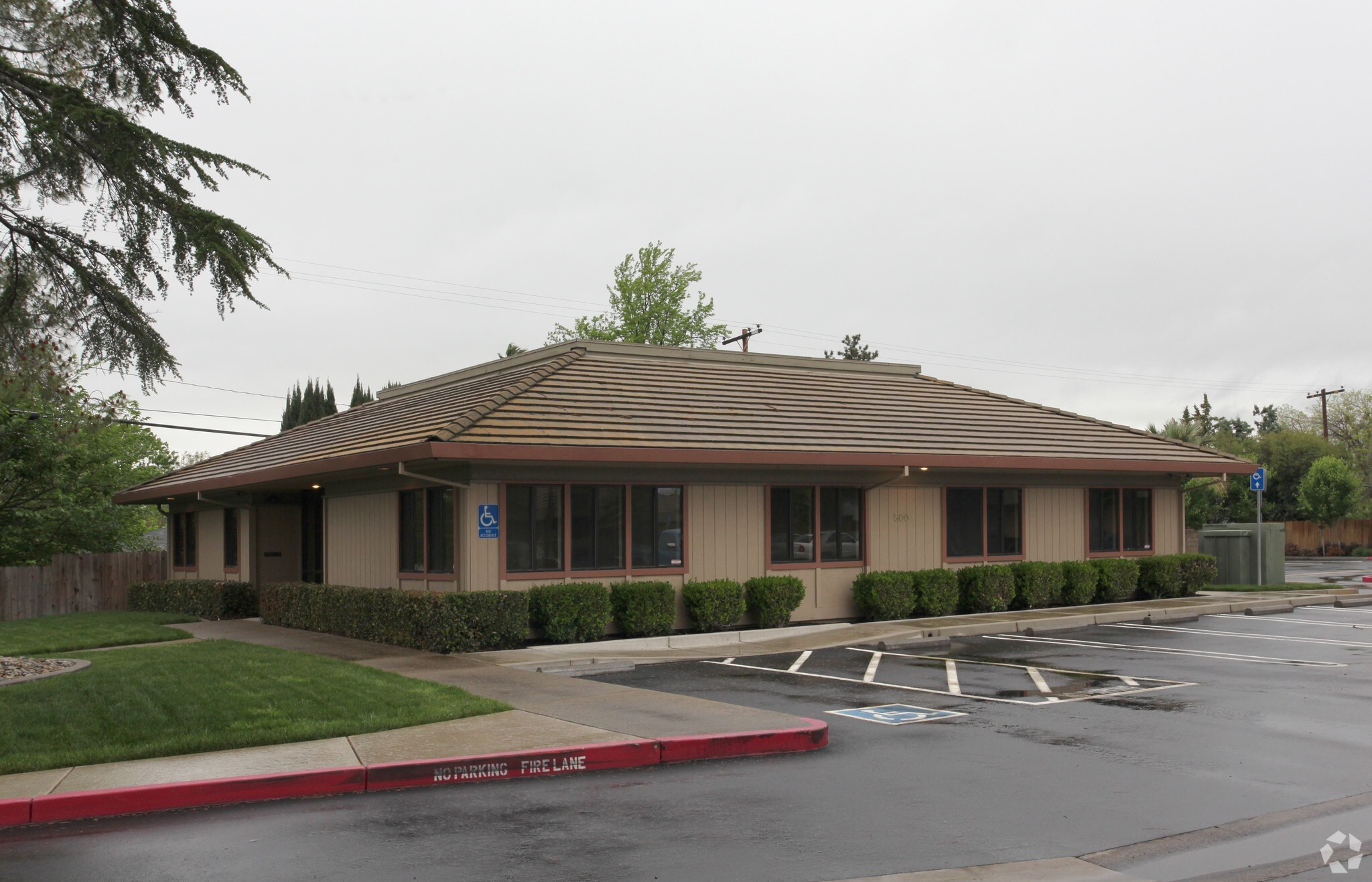1098 Melody Ln, Roseville, CA for lease Primary Photo- Image 1 of 10