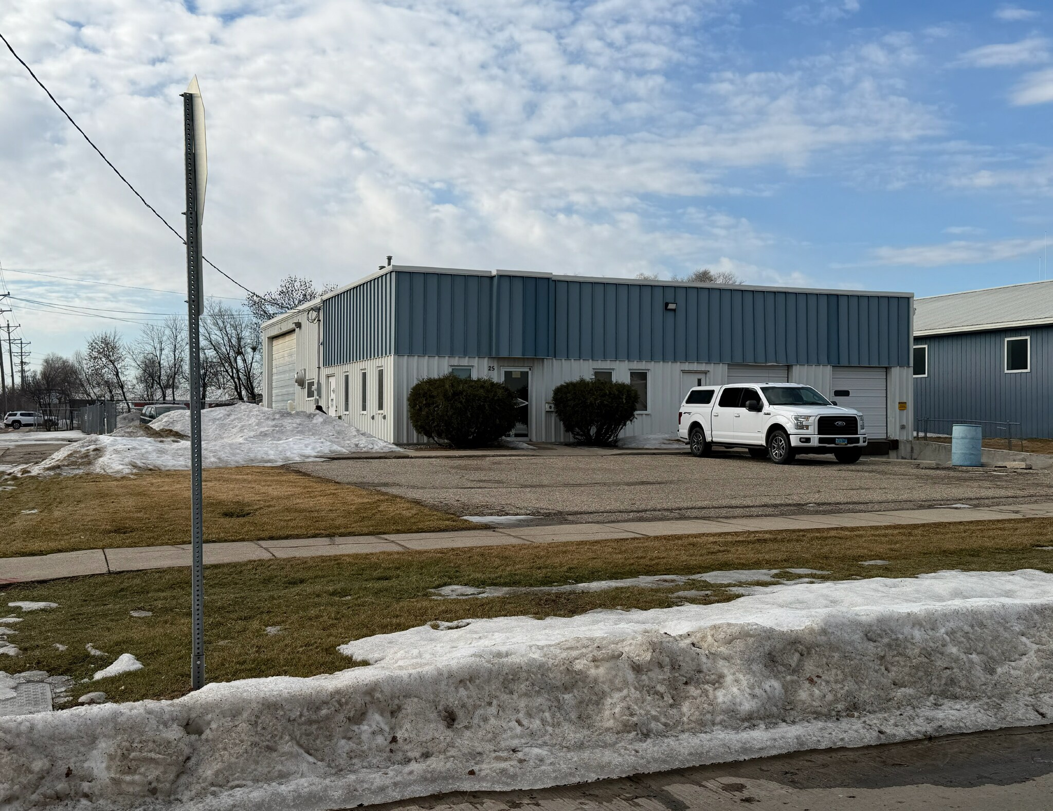 25 14th St S, Fargo, ND for sale Primary Photo- Image 1 of 7