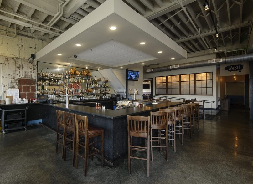 321 W Geer St, Durham, NC for lease - Interior Photo - Image 2 of 9