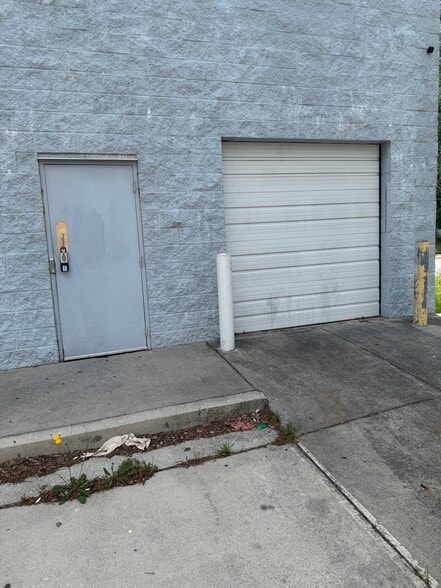 1322 Powder Spring Rd, Marietta, GA for sale - Building Photo - Image 3 of 6