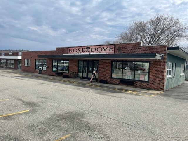 565-585 Chickering Rd, North Andover, MA for lease Building Photo- Image 1 of 8