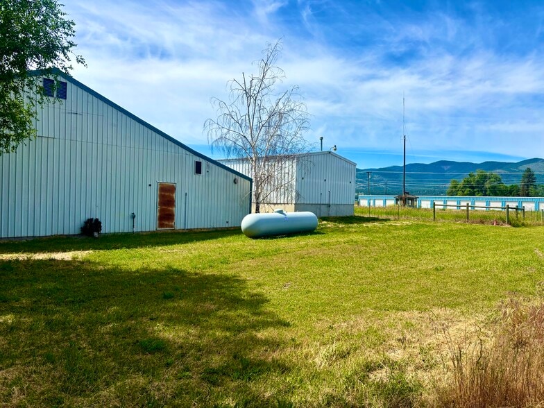 3 Two Boys Ln, Plains, MT for sale - Building Photo - Image 2 of 43