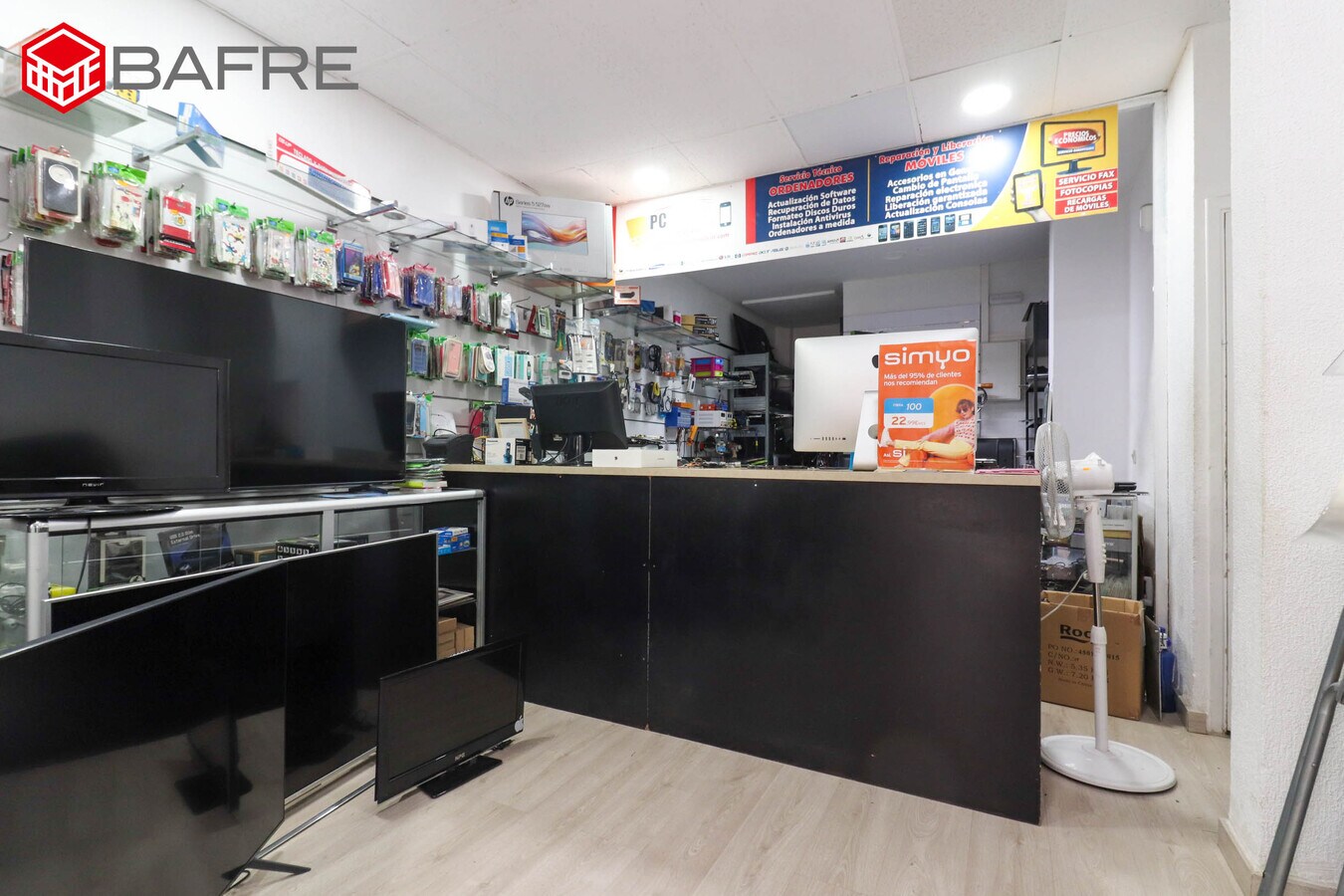 Madrid, MAD 28027 - Unit 1 -  - Interior Photo - Image 1 of 15
