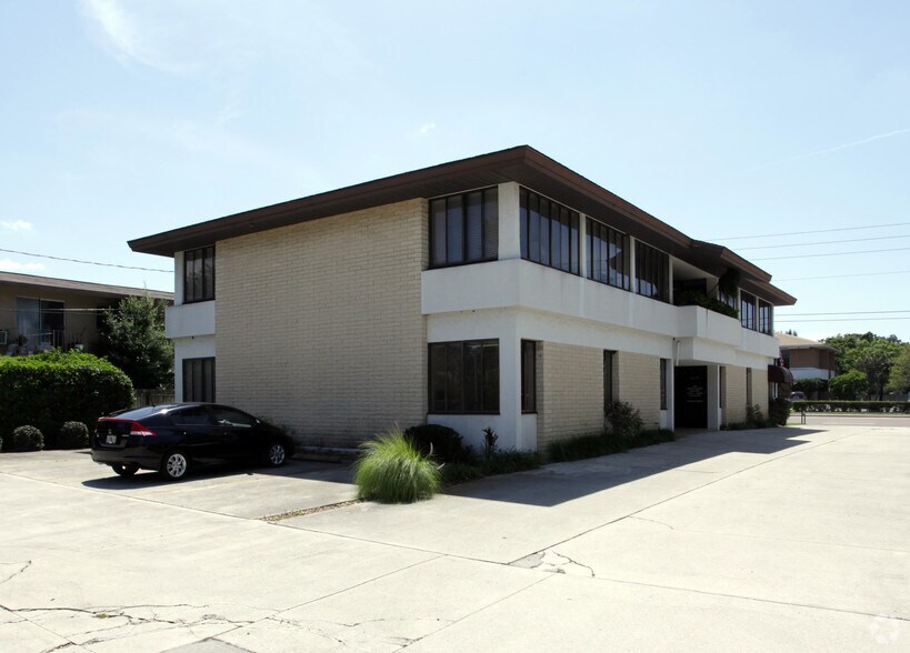 2975 Bee Ridge Rd, Sarasota, FL à louer - Photo du bâtiment - Image 3 de 21