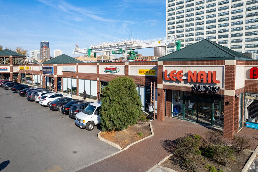 4853-4883 N Broadway St, Chicago, IL à louer - Photo du bâtiment - Image 2 de 5