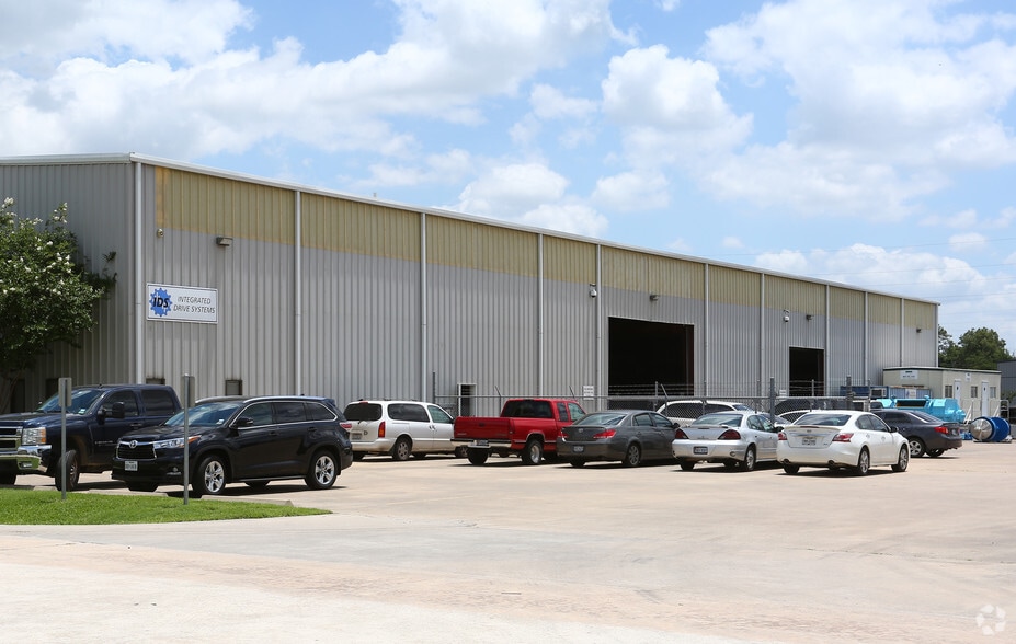 6623 Willowbrook Park Dr, Houston, TX for lease - Building Photo - Image 3 of 4