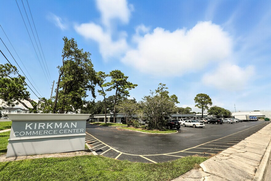 701 S Kirkman Rd, Orlando, FL à louer - Photo du bâtiment - Image 2 de 21