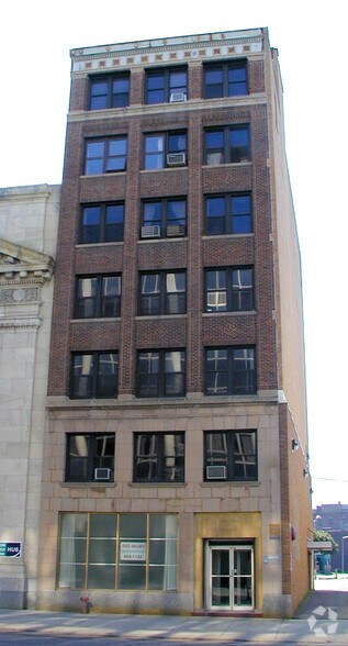 25 Market St, Poughkeepsie, NY à louer - Photo du bâtiment - Image 2 de 3
