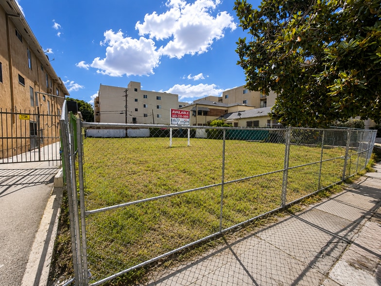 734 S Ardmore Ave, Los Angeles, CA à vendre - Autre - Image 2 de 4