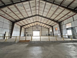 Plus de détails pour 4710 Patrol Rd, Mcclellan, CA - Industriel à louer