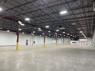 Plus de détails pour 1399 Blue Hills Ave, Bloomfield, CT - Industriel à louer