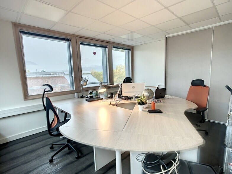 Office in Chambéry for sale - Interior Photo - Image 3 of 6