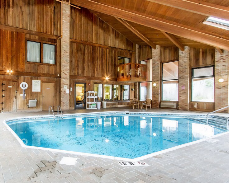 1646 N Lafayette St, Macomb, IL à vendre - Photo du bâtiment - Image 3 de 6