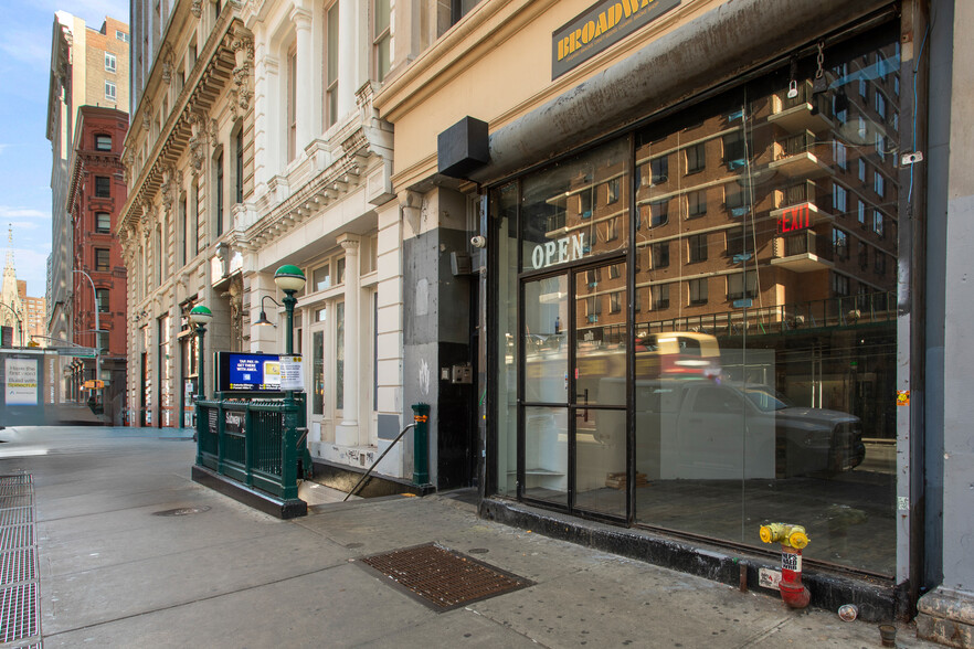 736 Broadway, New York, NY for lease - Building Photo - Image 1 of 6