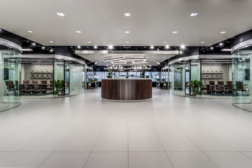 6060 N Central Expy, Dallas, TX à louer - Photo du bâtiment - Image 1 de 15