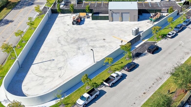 10941 NW 123rd St, Medley, FL à louer Photo intérieure- Image 2 de 7