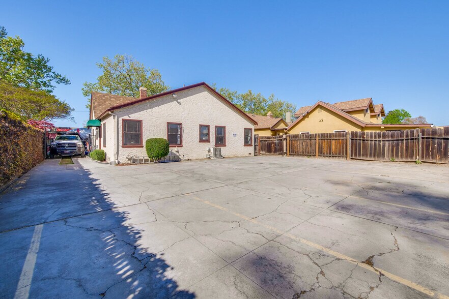 1044 Lincoln Ave, San Jose, CA à vendre - Photo du bâtiment - Image 2 de 18