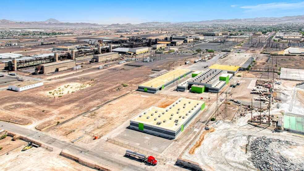 190 S Fourth St, Henderson, NV for sale - Primary Photo - Image 1 of 2