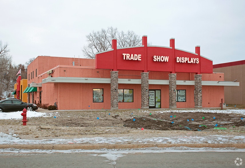 2401 Highway 13 W, Burnsville, MN for sale - Primary Photo - Image 1 of 83