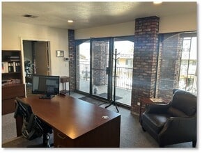 1014 N Pines St, Spokane, WA for lease Interior Photo- Image 1 of 10