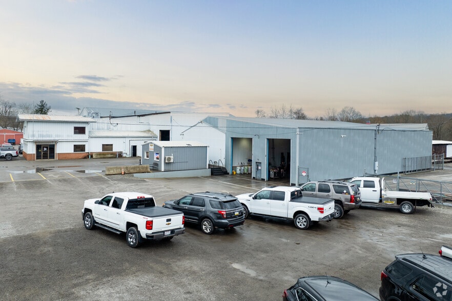 3608 Sharon Rd, West Middlesex, PA for lease - Building Photo - Image 3 of 5