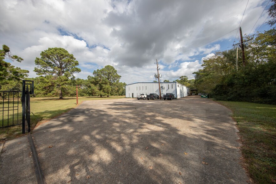 4421 Theiss Rd, Humble, TX à vendre - Photo du bâtiment - Image 3 de 27
