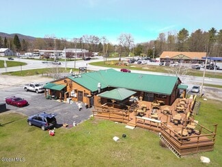 Plus de détails pour 982 State Route 149, Queensbury, NY - Commerce de détail à vendre