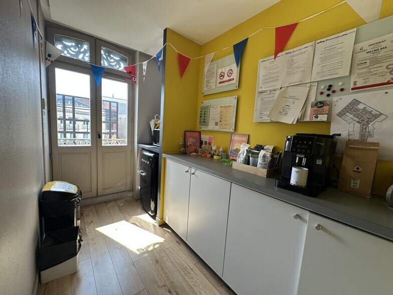 Office in Toulouse for lease - Interior Photo - Image 3 of 12