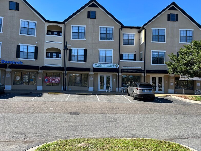 5750 75 Ct, Gainesville, FL à louer - Photo du bâtiment - Image 3 de 3