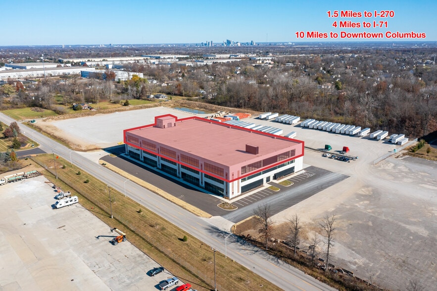 2882 Lewis Centre Way, Urbancrest, OH for lease - Building Photo - Image 2 of 4