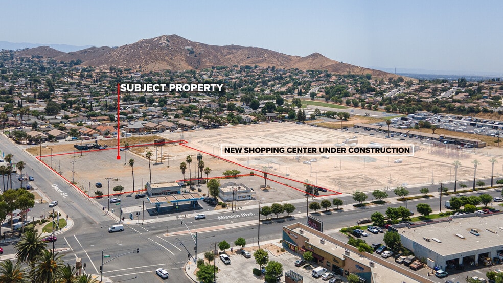 6316 Mission Blvd, Jurupa Valley, CA for lease - Primary Photo - Image 1 of 2