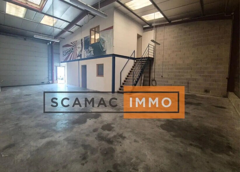 Industrial in Saint-Soupplets for lease - Interior Photo - Image 1 of 5