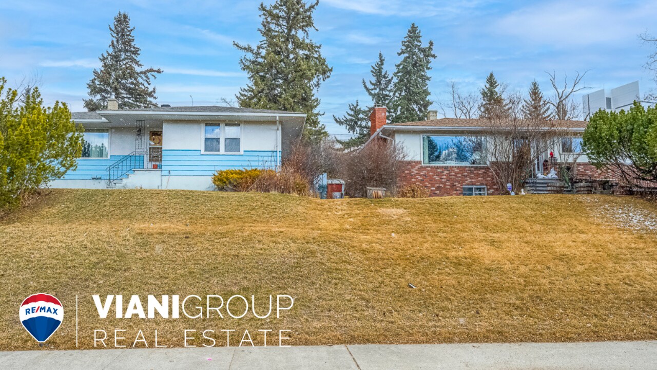 3708 8 Av NW, Calgary, AB for sale Primary Photo- Image 1 of 1