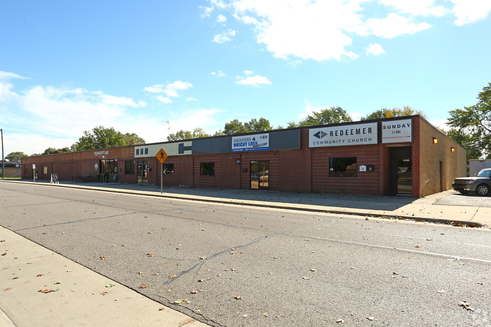 20219-20251 Carlysle St, Dearborn, MI à louer Photo principale- Image 1 de 10