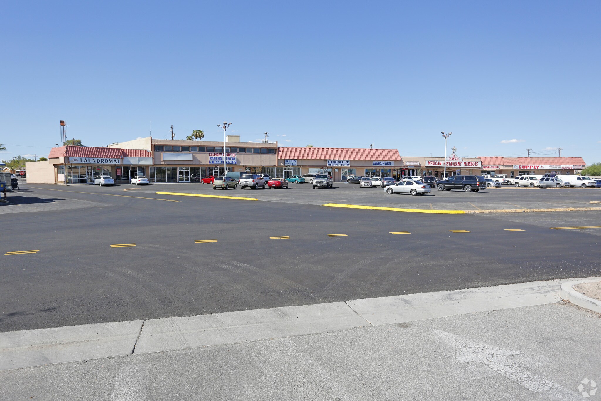 1000-1078 N Rancho Dr, Las Vegas, NV à louer Photo du bâtiment- Image 1 de 5