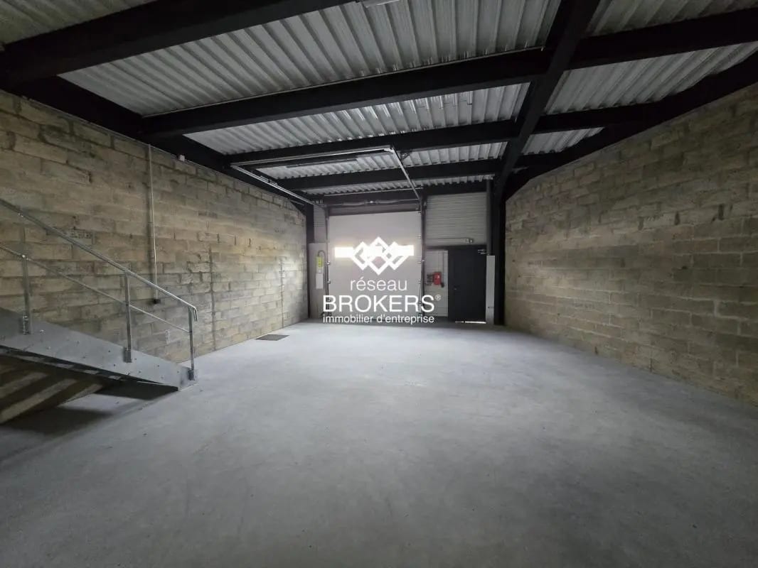 Industrial in Épinay-sur-Seine for lease Interior Photo- Image 1 of 9