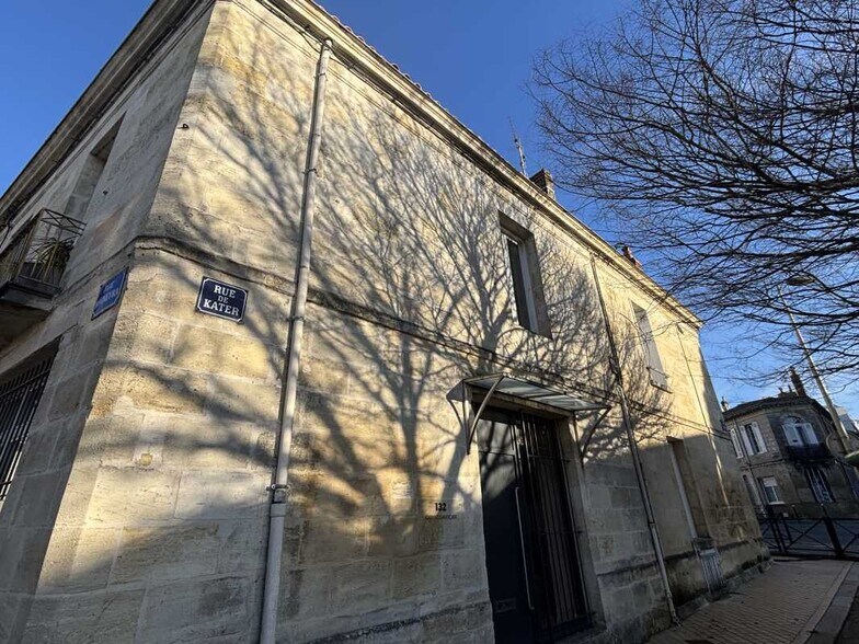 Bureau dans Bordeaux à vendre - Photo du bâtiment - Image 2 de 9