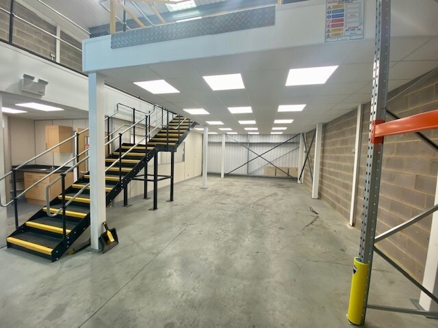 Benyon Rd, Silchester for lease Interior Photo- Image 1 of 8