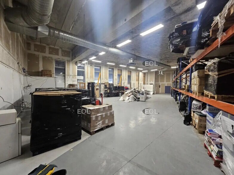 Flex dans Ivry-sur-Seine à louer - Photo du bâtiment - Image 3 de 13