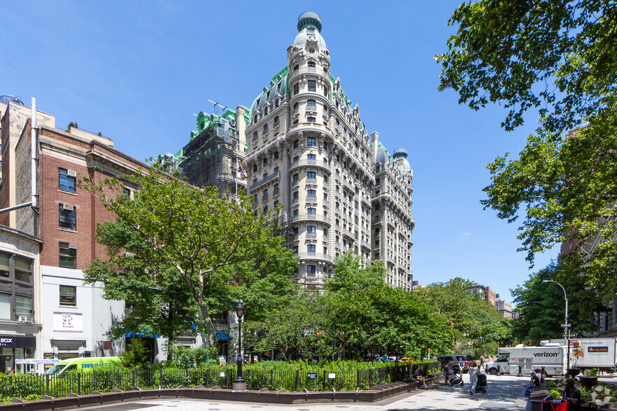 2101-2119 Broadway, New York, NY à louer - Photo du bâtiment - Image 1 de 5