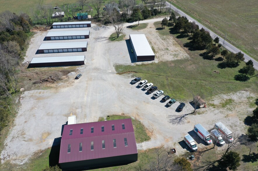 9110 FR 2140, Cassville, MO à vendre - Photo du bâtiment - Image 2 de 18