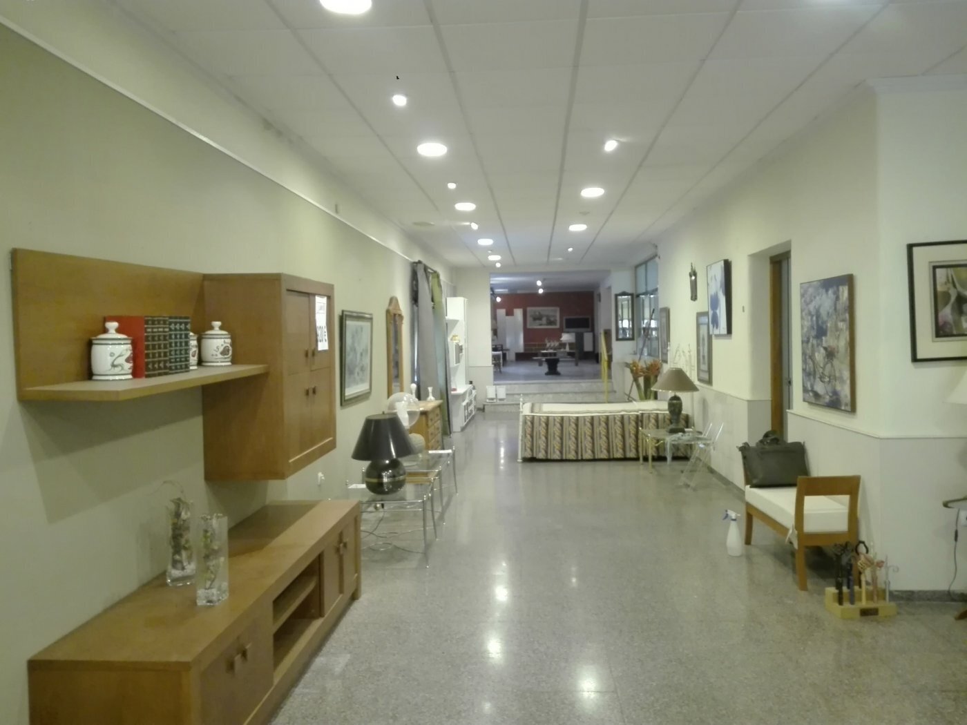 Retail in MONÒVER, Alicante for sale Interior Photo- Image 1 of 9