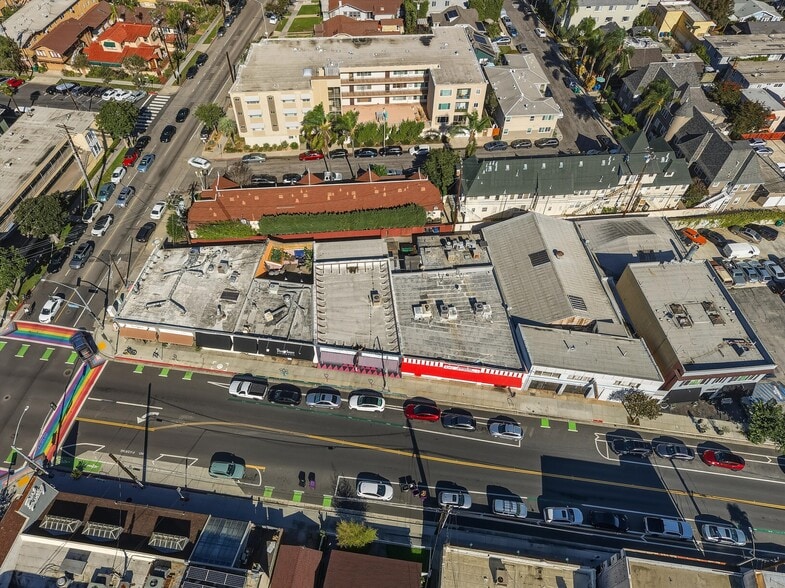 2121 E Broadway, Long Beach, CA à vendre - Photo du bâtiment - Image 3 de 7