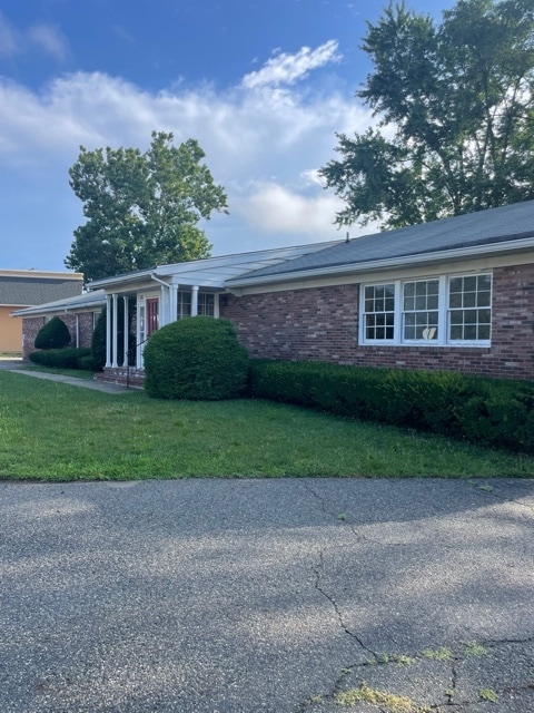 676 Amboy Ave, Woodbridge, NJ for lease Building Photo- Image 1 of 5