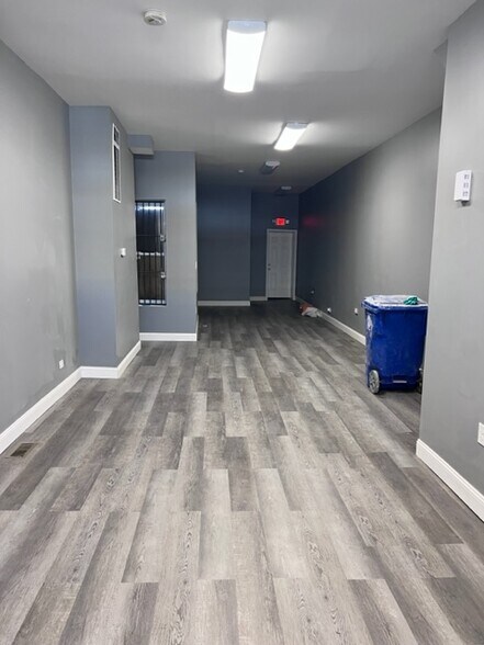 1839 W North Ave, Baltimore, MD à louer - Photo du bâtiment - Image 2 de 6