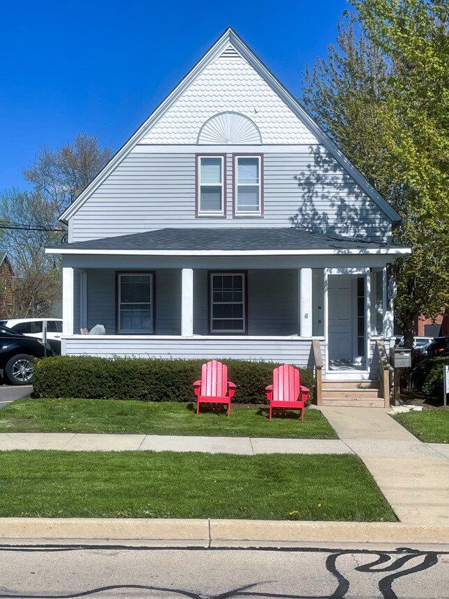 20 N Lincoln, Batavia, IL à vendre Photo du bâtiment- Image 1 de 3
