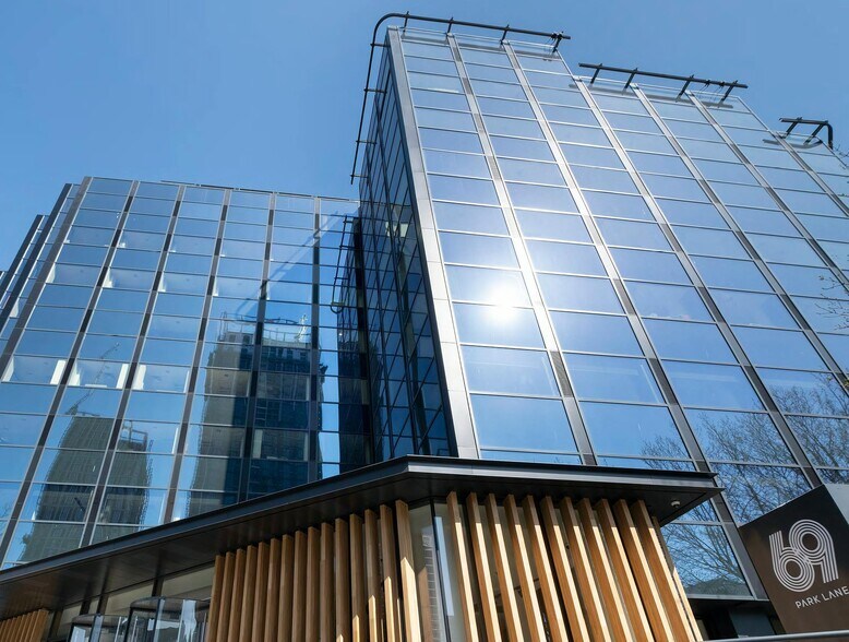 69 Park Ln, Croydon à louer - Photo du bâtiment - Image 3 de 13